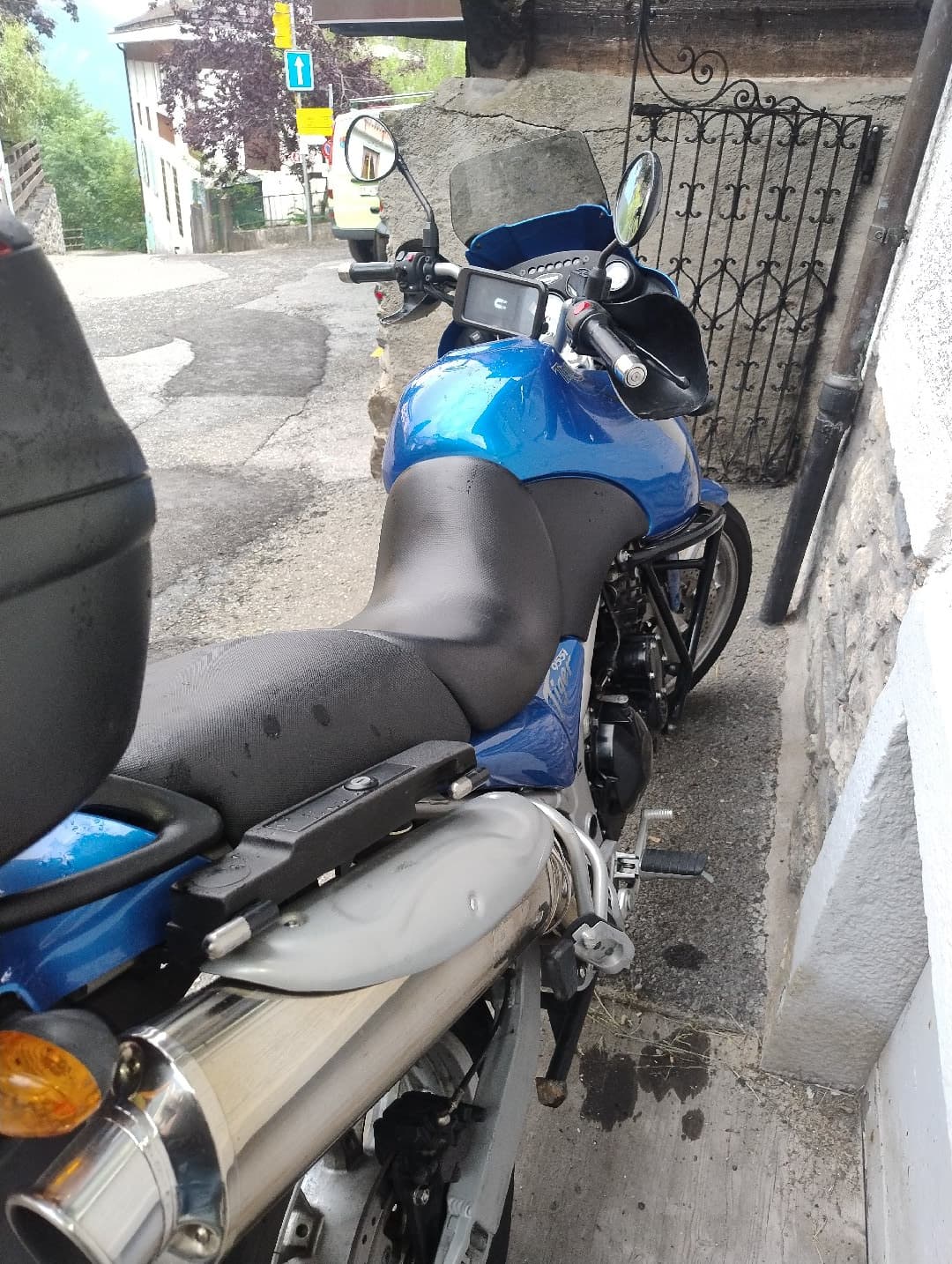 Triumph Tiger 900